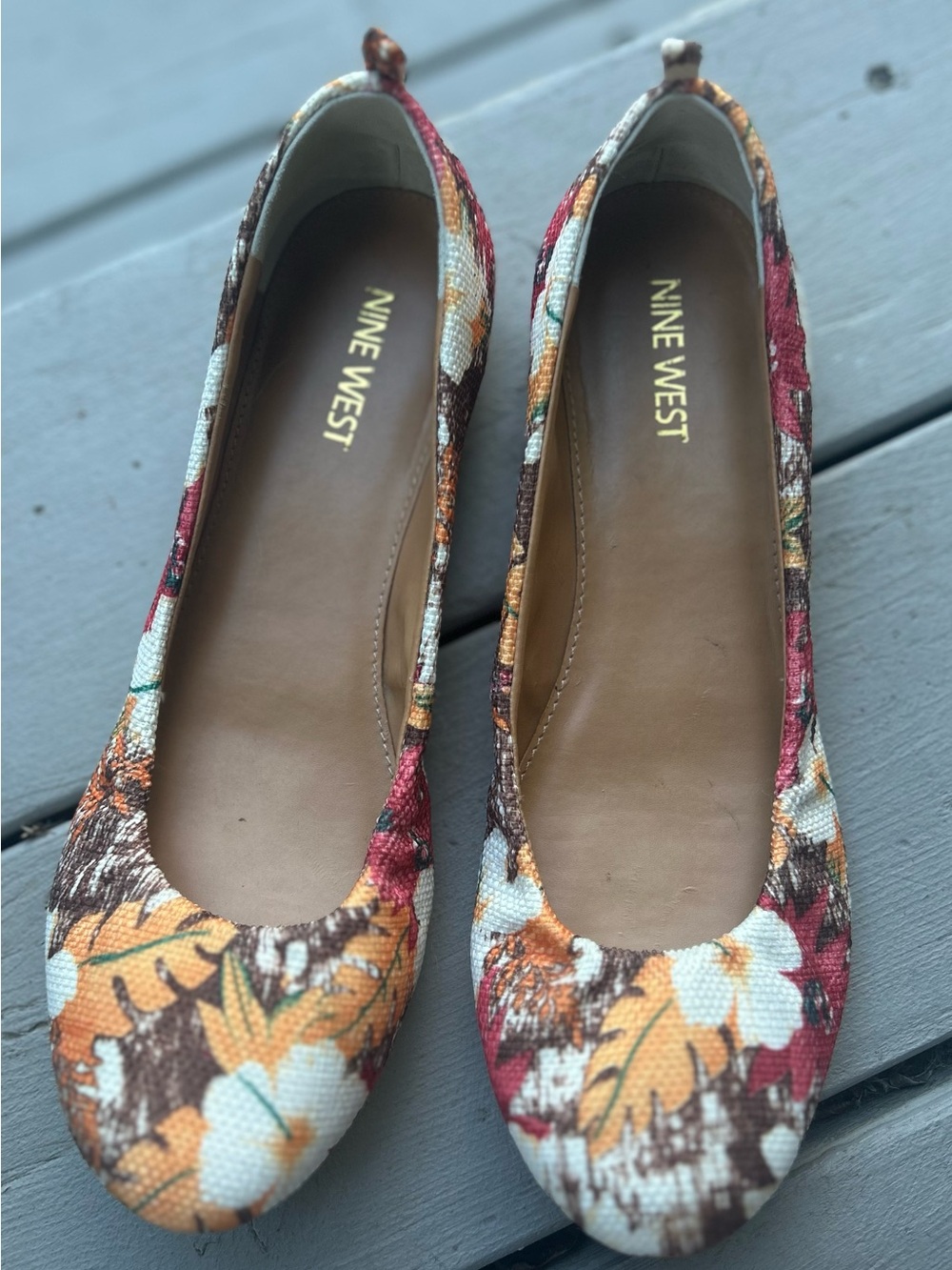 Nine West Floral Print Ballet Flats in Pink, Orange, Brown - Vintage Retro